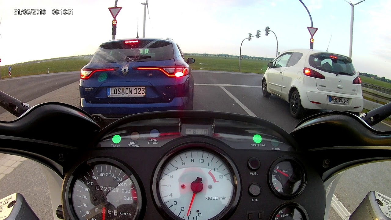 Honda VFR 750 Bj  1995 Morning Berlin Autobahn Ring A10