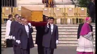El Vaticano expondrá durante unas horas el ataúd de Juan Pablo II tras ceremonia de beatificación