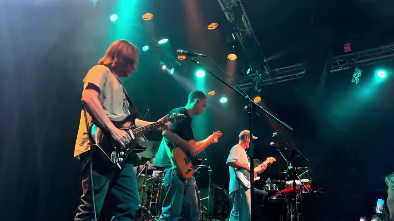 רמקולים - מוניקה סקס 17.5.24