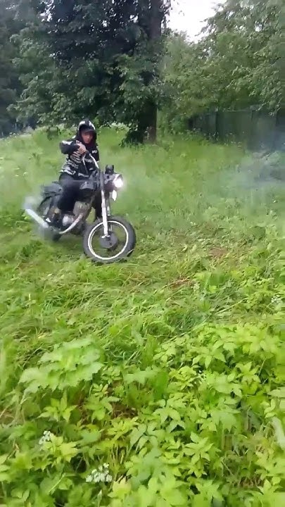 ДРИФТ НА МИНСКЕ #покатухи #мотоцикл #минск #минск125 #motorcycle #moto ...