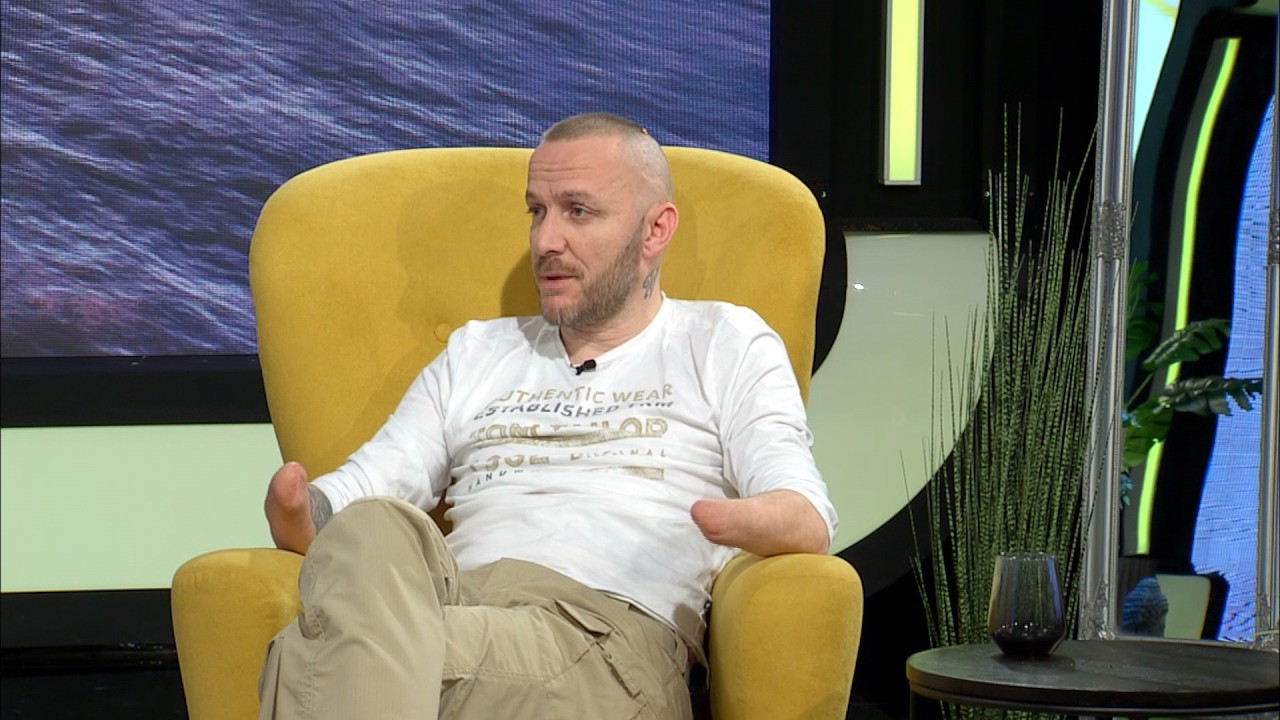 Tihomir je samo hteo da ubere koju trešnju, a onda je OSTAO BEZ OBE RUKE