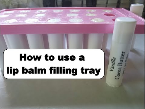 Wie ein Lippenbalsam Einfülltablett verwenden