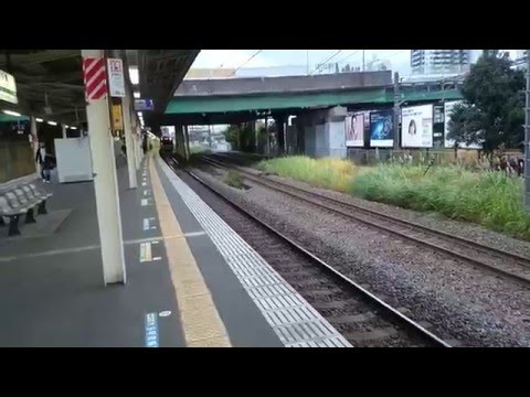 【高速通過シーン】E231系1000番台+E233系3000番台JR新川崎駅通過