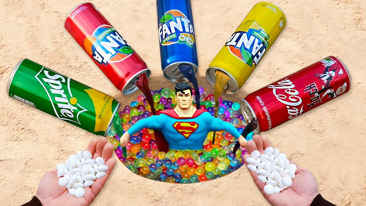 Эксперимент: Superman vs Fanta, Coca-Cola, Sprite vs Mentos и Orbeeze под землей!