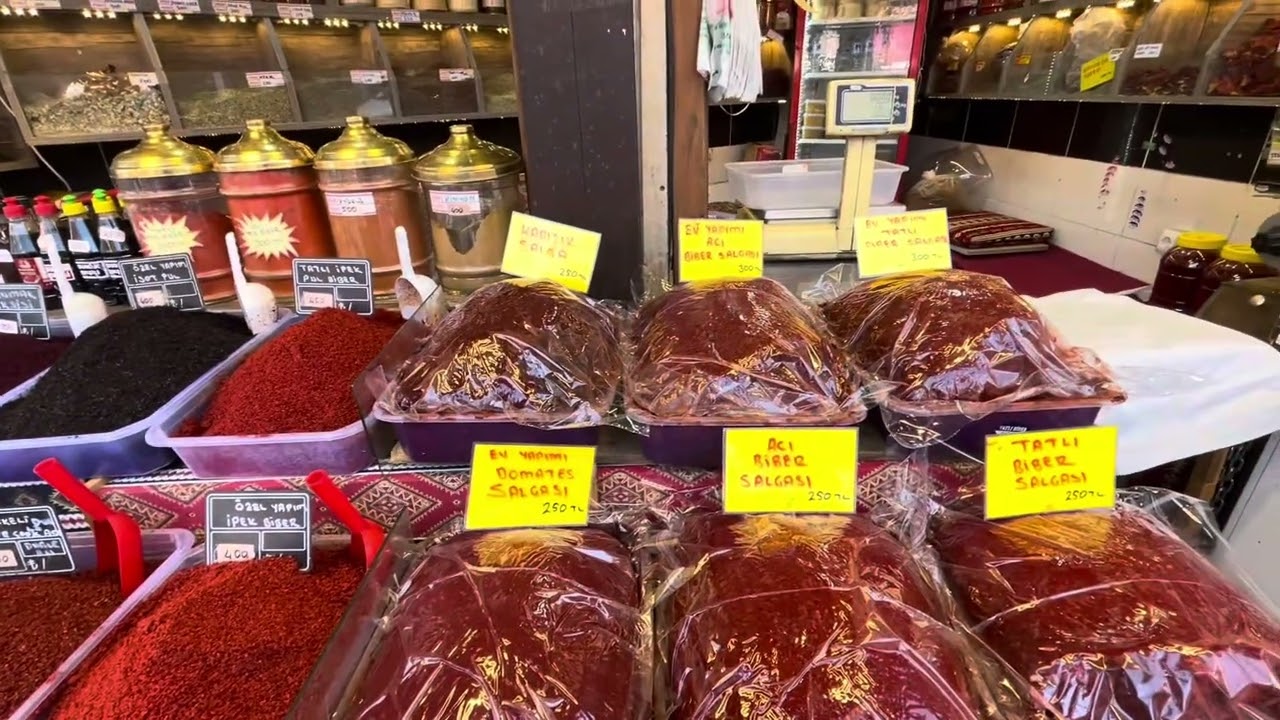 Gaziantep’te Lezzet Dolu Bir Gün | Baharatlar, Tatlılar ve Halk Pazarı