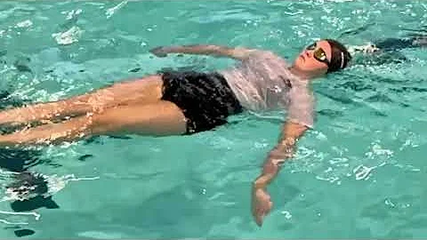 S4 Swim School - Sculling On Back (head and feet first)