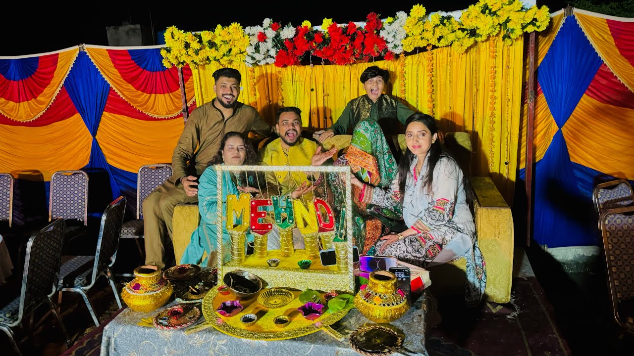 Hamza ki Mehndi ho gai 😱 || mehndi me tofani barish ho gai 😳 || Bht dance kya ||