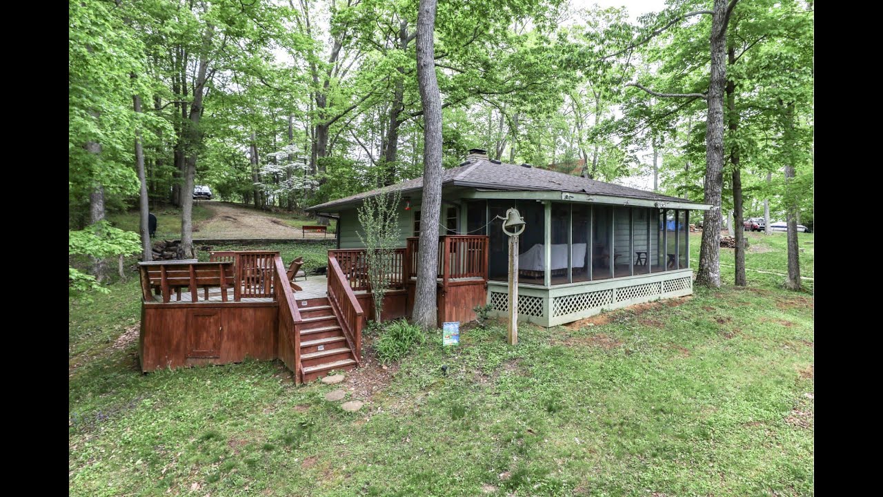 7422 Hackberry Drive Nineveh, IN MLS 21639432 www.callcarpenter