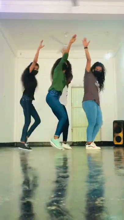 Ullukulla remix song | Shadow Kash choreography | Dance shorts #shadowkash #dance #trending
