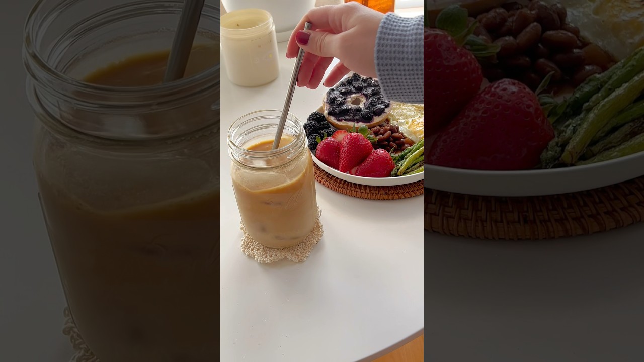 Sunday brunch at home 💕 This is the best way to spend a cozy Sunday 🥰 