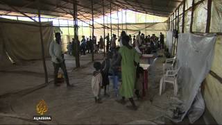 S Sudan children refugees seek education