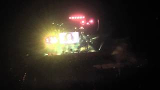 Fall Out Boy - Save Rock and Roll (Manchester Phones 4 U Arena 17/3/4)