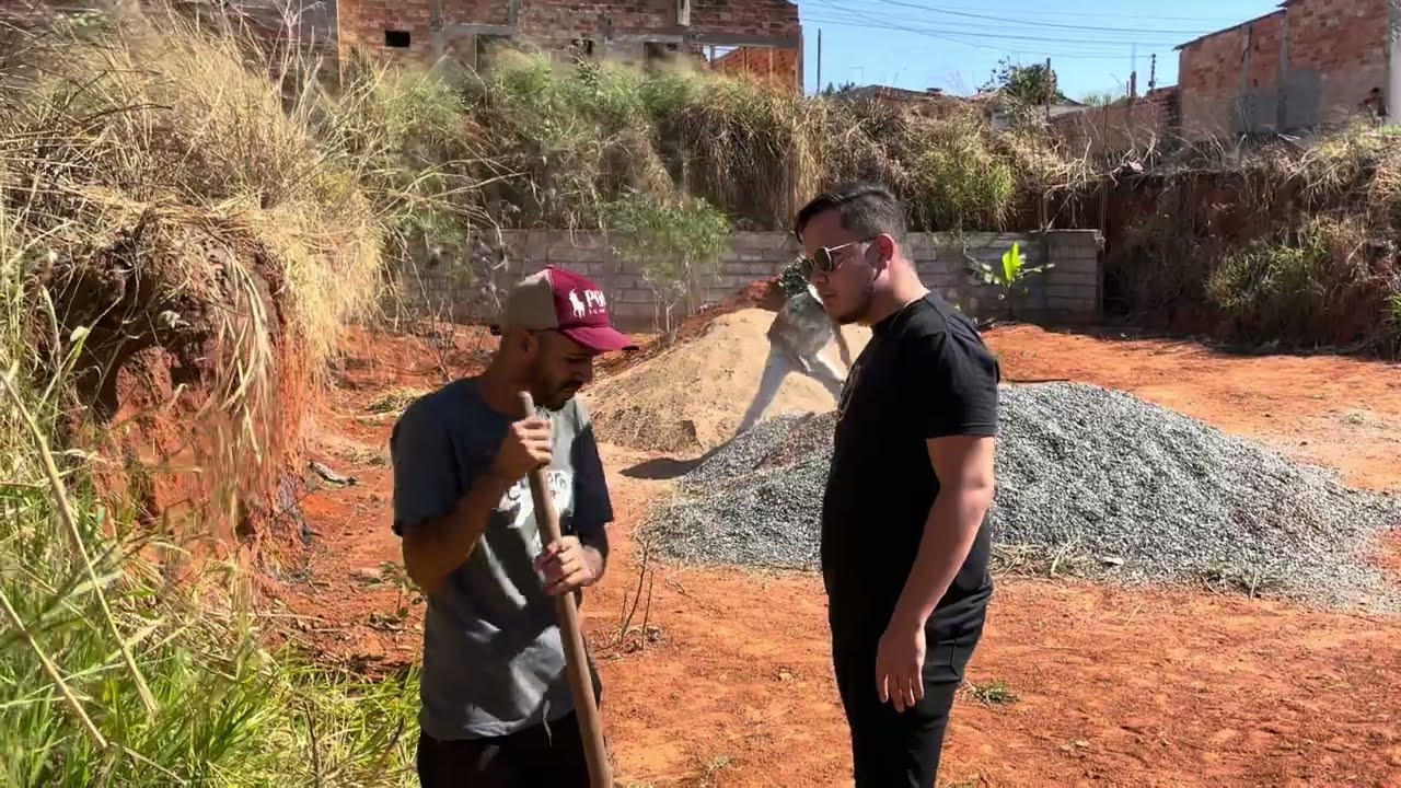 Este servente de pedreiro foi Hum1lhad0, mas o Inesperado Aconteceu!