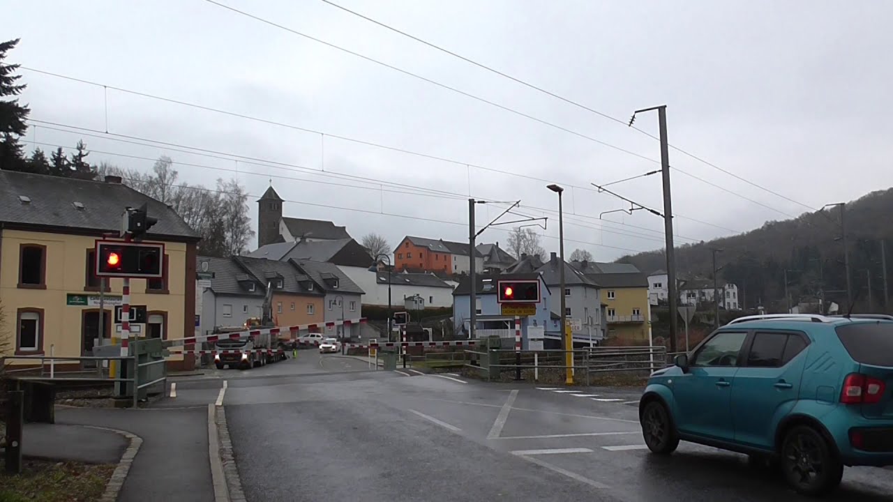 Eisebunnsbarrière Drauffelt/ Passage a Niveau/Bahnübergang/ Spoorwegovergang/ Level Crossing