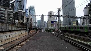 JR新橋駅にて