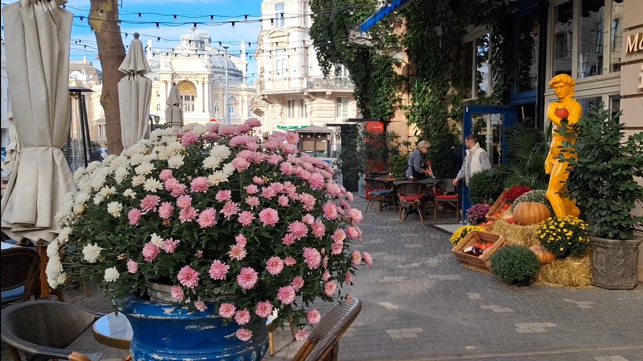 Найгарніший Одеський дворик, церква Мармонів. Прогулянка по історичному центру ЮНЕСКО