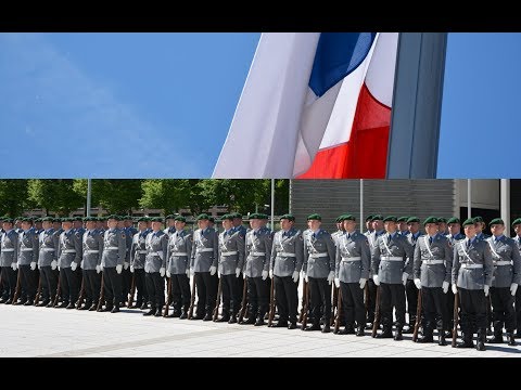 Military Honours to French Minister of Defence