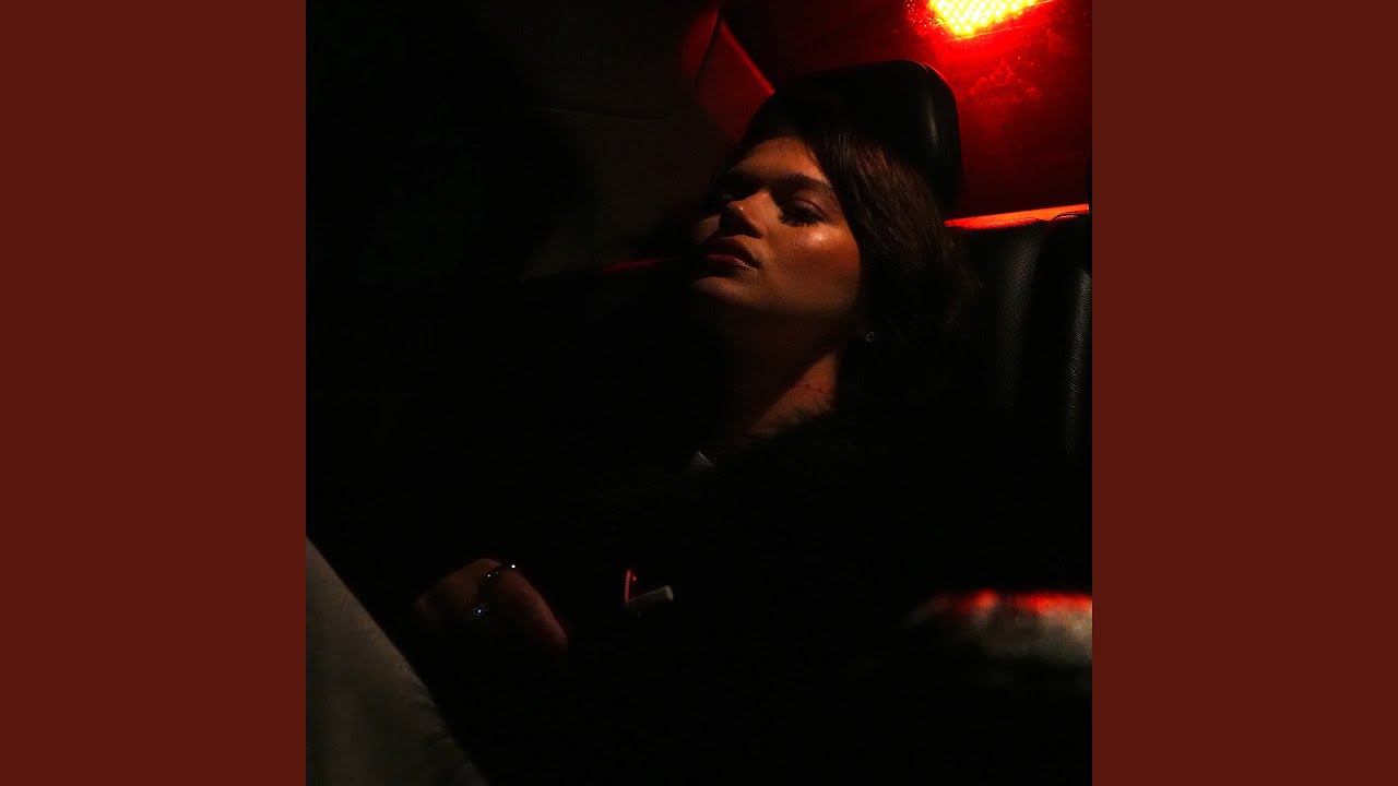 Заплакана в таксі