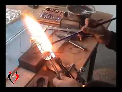 the juicer glass dildo demenstration The juicer glass dildo demenstration