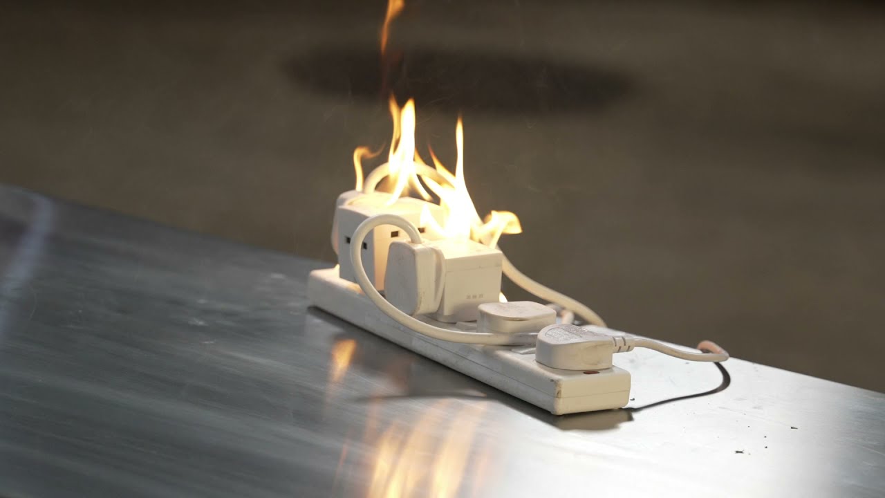 StaySafe 5 in 1 Fire Extinguisher In Action- Electrical Plugs