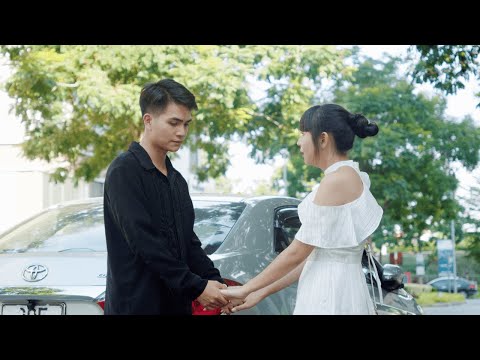 Video Cô Tiểu Thư Mới Về Nước Bắt Tay Cùng Em Trai Và Tình... - youtube