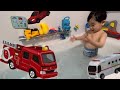 はたらくくるま トミカ消防車両 バスボールやってみた