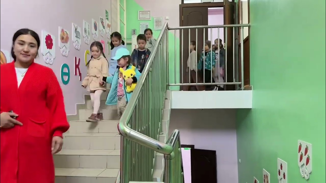 Тәрбиешінің бір күні #балабақша