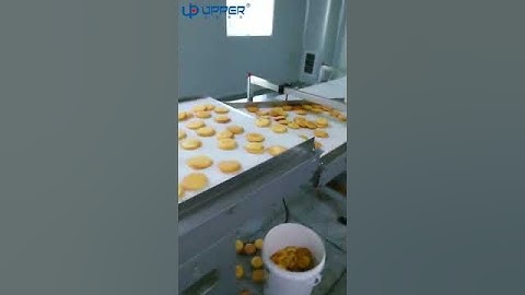 Automatic thin biscuit cake feeding sorting packing machine line