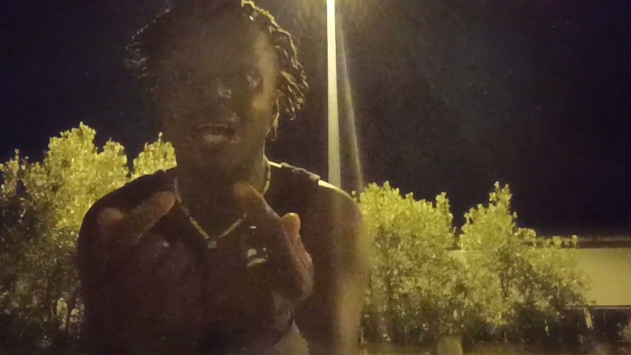 div P/PRA: I pray with the sand that who ever that will do you evil with sand evil will be upon them