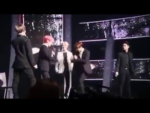 Play time on stage shinee
