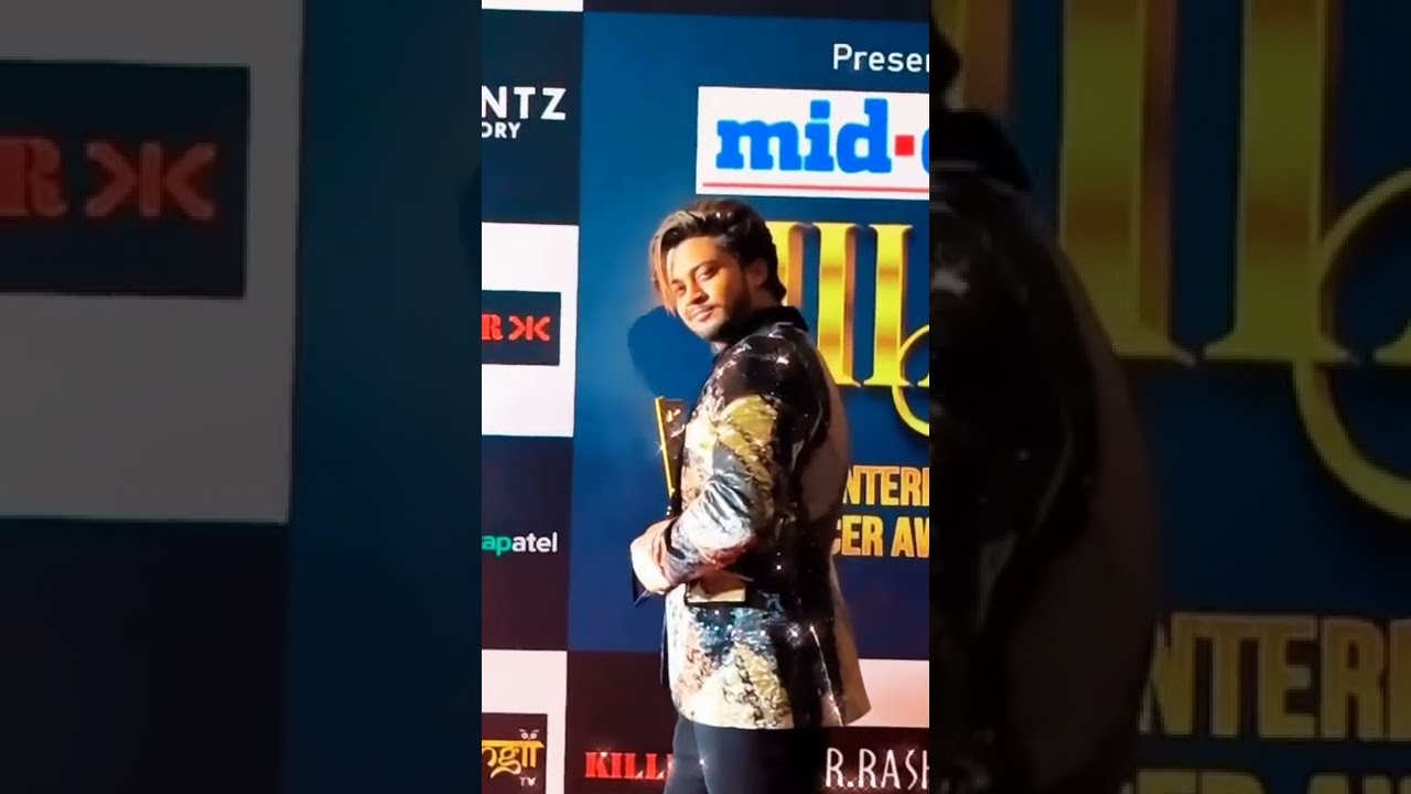 "SOCIAL MEDIA SATR OF THE YEAR "2022 Award Gose To MR.HASNAIN KHAN 🏆 congratulations