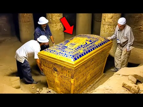 Long Lost Tomb Of Queen Cleopatra FINALLY Discovered By Scientists It Scared The Whole World