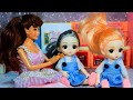 DOLLS LEARNING SINGULAR AND PLURAL