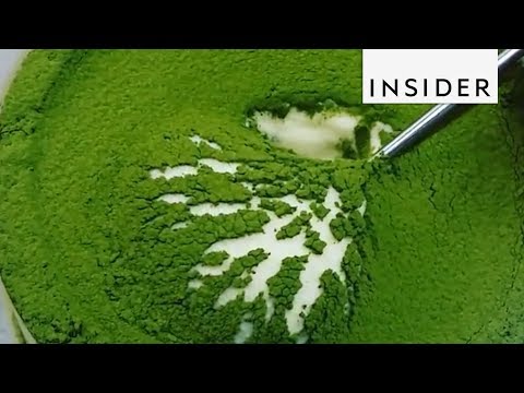 Exploding Matcha Cake