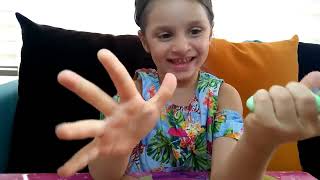 Lina'nın Yüzüne Gözüne Bulaştırdığı 4 Renk Balon Slime Şişirme Oyunu | Eğlenceli çocuk videosu Resimi