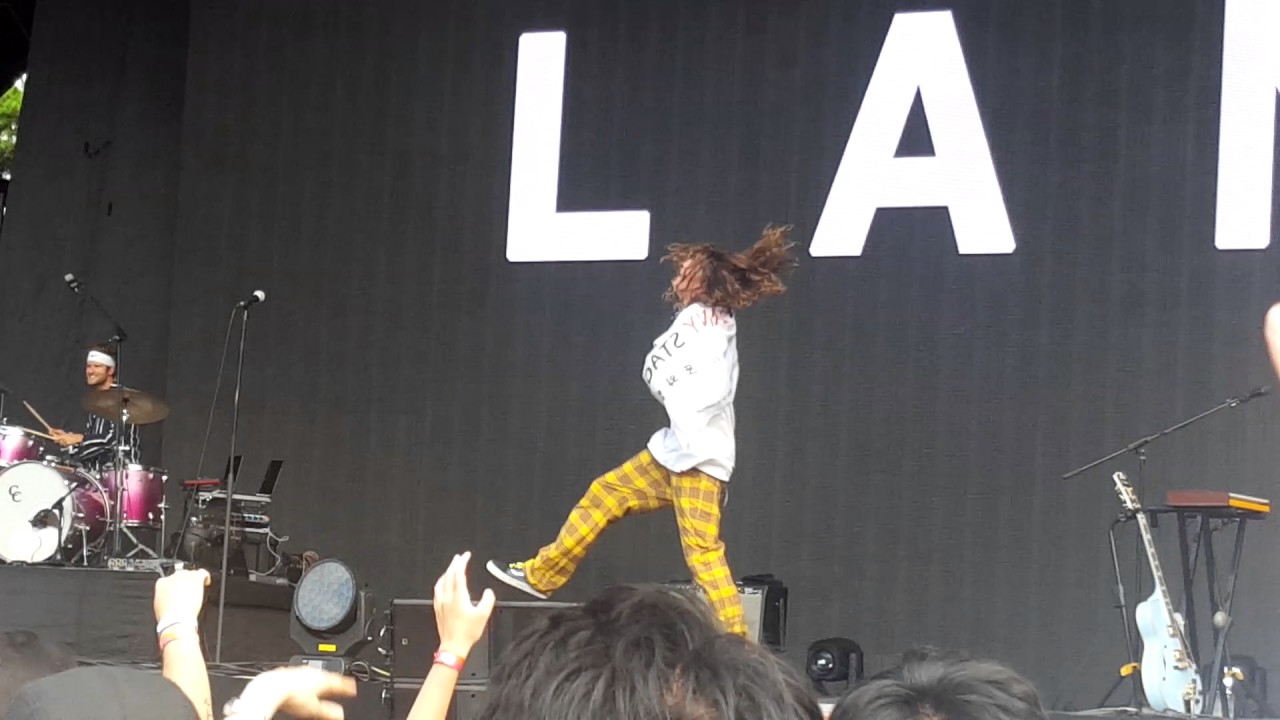 LANY - Flowers on the Floor live @ Jisan valley rock festival - YouTube