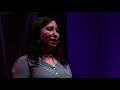 Una escuela sin cursos y sin profesores | Inés Kudó | TEDxUCAL