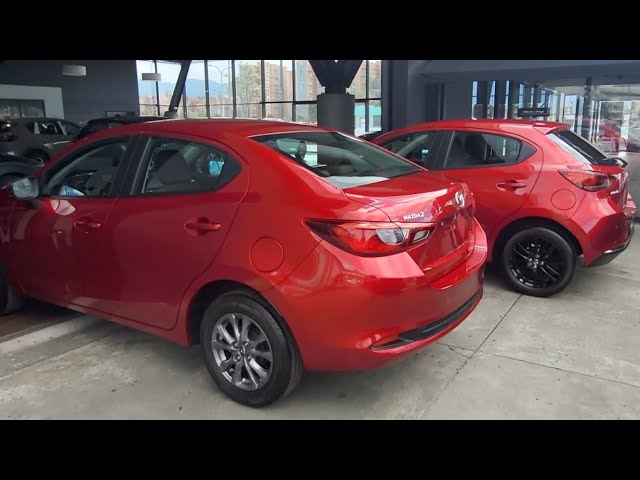  ¿Mazda 2 sedán o Mazda 2 deportivo?  - YouTube