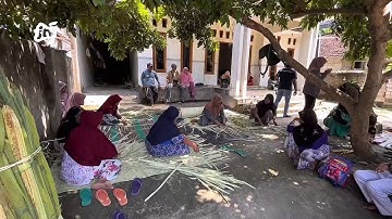 Unik, Manfaatkan Emak-Emak Menganggur, Sebuah Desa Jadi Sentra Kreasi Daun Lontar
