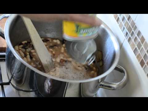 super-simple-white-bean-&-eggplant-(aubergine)-soup