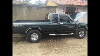 TOYOTA 22r AÑO 94 TURBO DIESEL 3.0 CABINA Y MEDIA EN VENTA