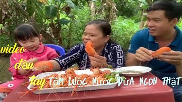 Tôm càng xanh luộc nước dừa