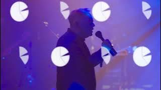 New Order - Bizarre Love Triangle (Live at Alexandra Palace)