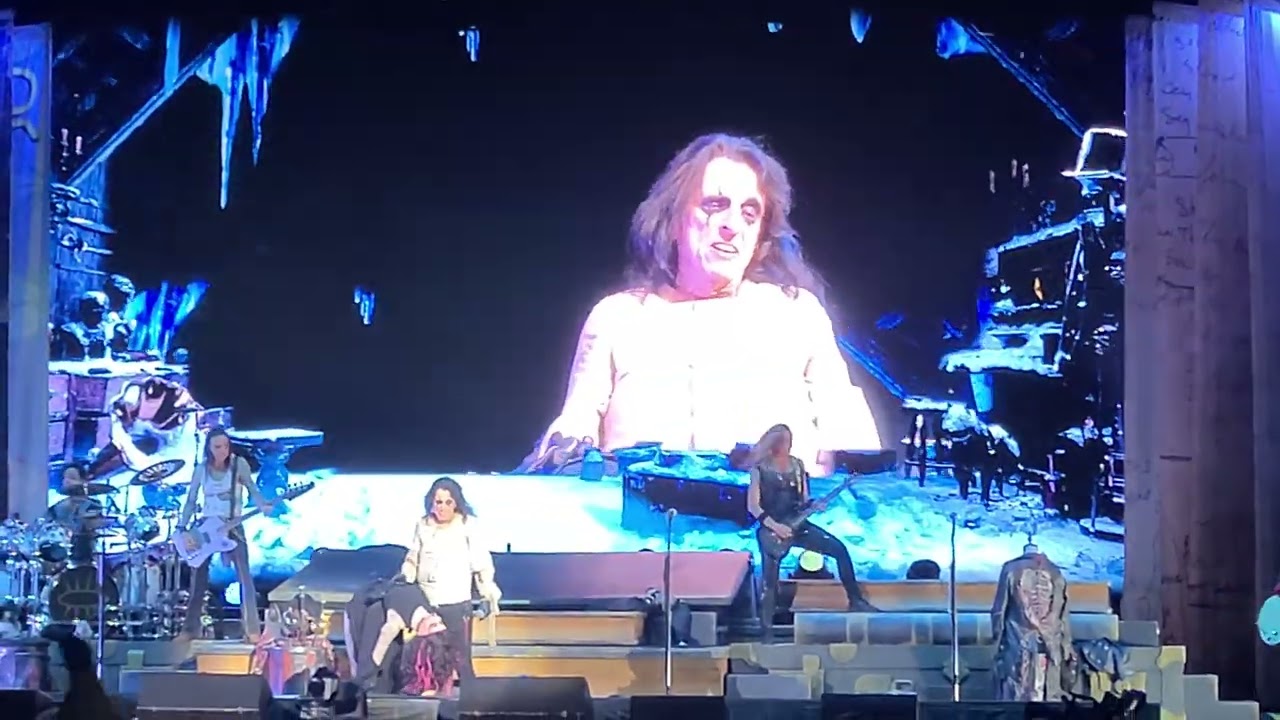 Alice Cooper "Cold Ethyl" October 23, 2025, Albuquerque, New Mexico, Isleta Amphitheater 
