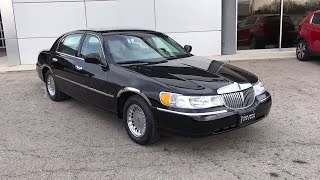 2002 LINCOLN Town Car Lancaster, Delaware, Columbus, Powell, Dublin P11159
