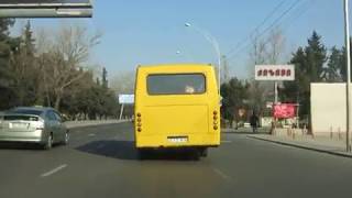ამორტიზირებული ყვითელი ავტობუსი  - TTC 818