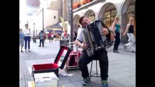 Video-Miniaturansicht von „Ivan 15 08 13 4 Rhythmic-Accordion“