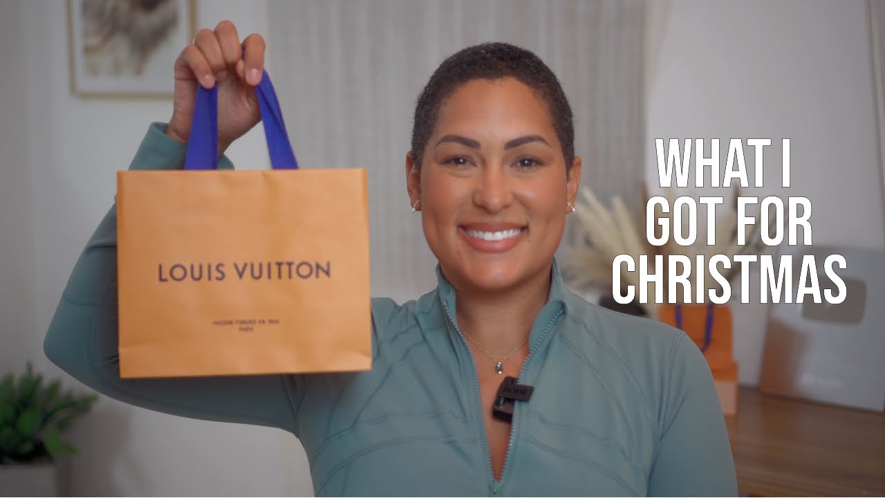 WHAT I GOT FOR CHRISTMAS  LOUIS VUITTON UNBOXING 