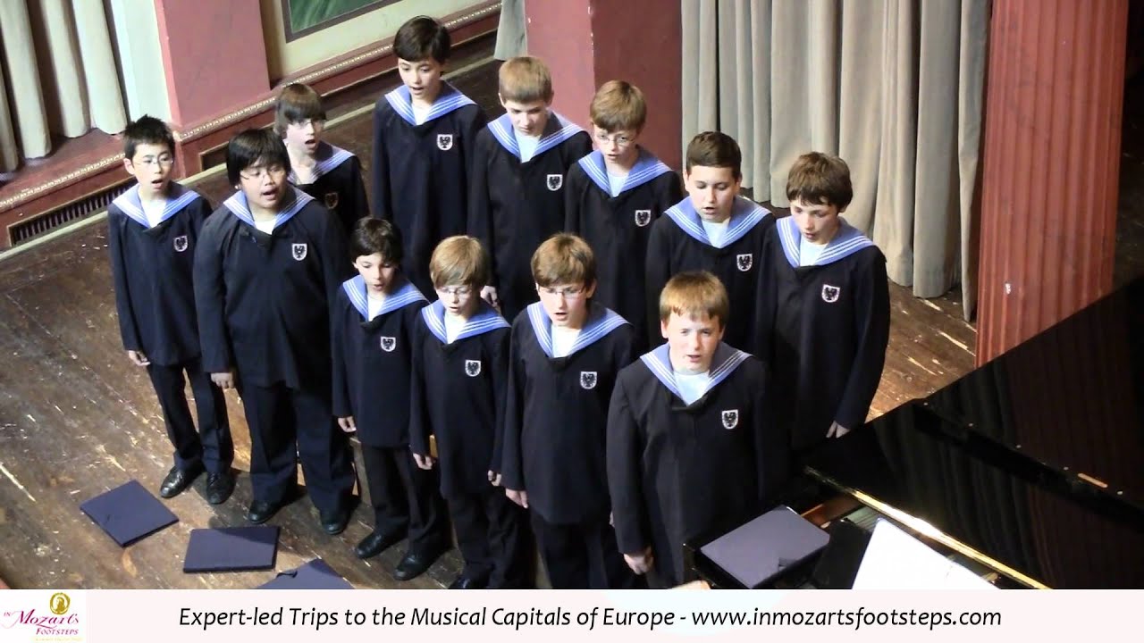 Vienna Boys Choir singing an Austrian Folk Song