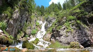 Alpine Waterfall | 4K Ultra HD Animated Live Wallpaper screenshot 1
